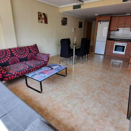 דירות Fabuloso Apartamento Familiar Con Piscina En סאלו מראה חיצוני תמונה