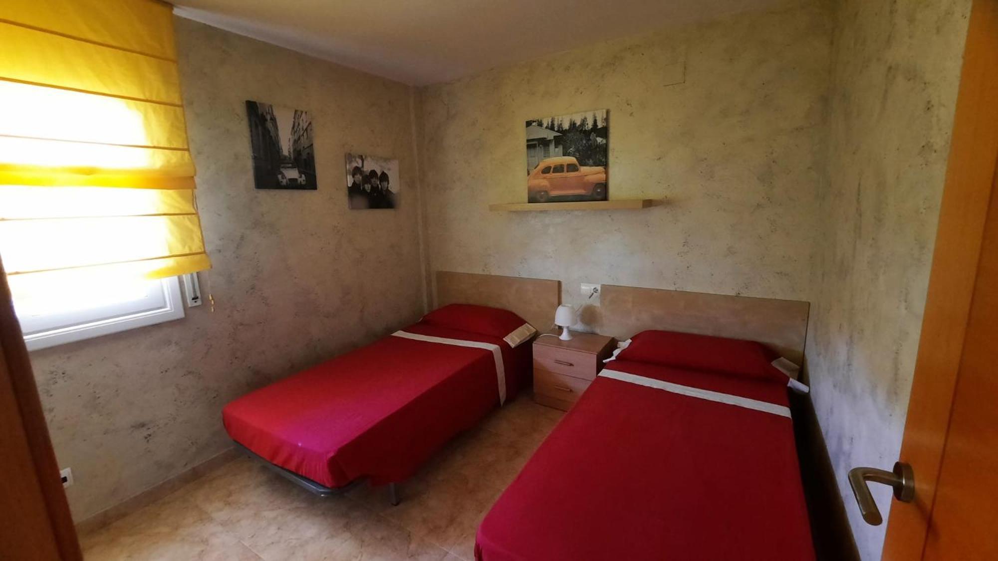 דירות Fabuloso Apartamento Familiar Con Piscina En סאלו מראה חיצוני תמונה