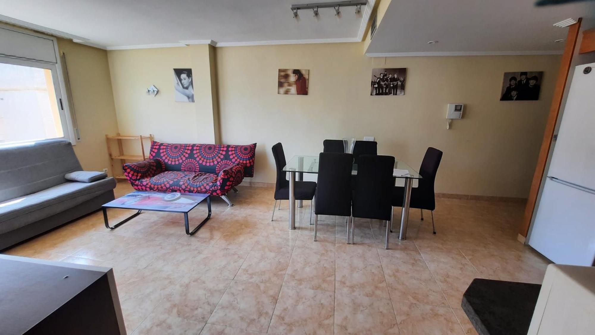 דירות Fabuloso Apartamento Familiar Con Piscina En סאלו מראה חיצוני תמונה