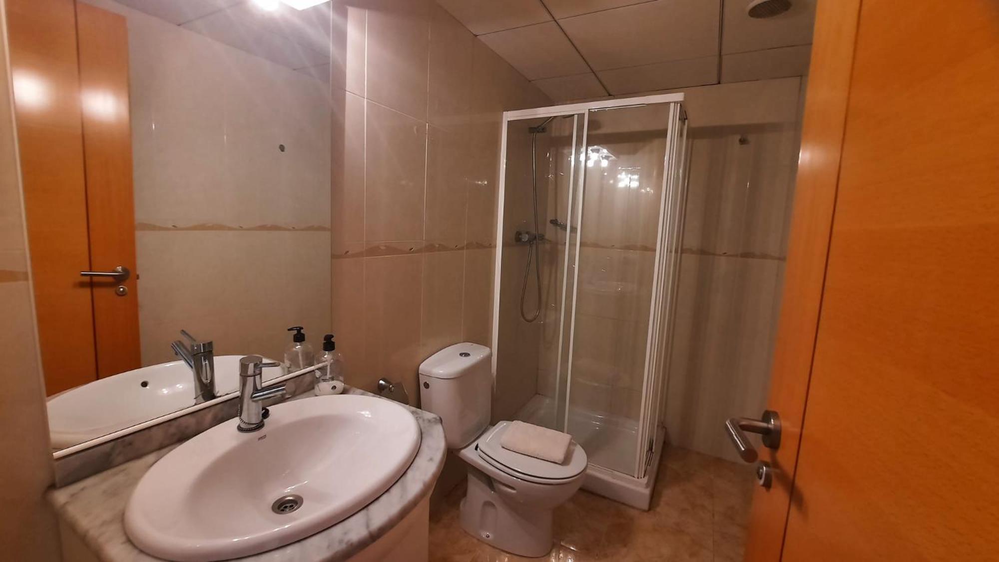 דירות Fabuloso Apartamento Familiar Con Piscina En סאלו מראה חיצוני תמונה