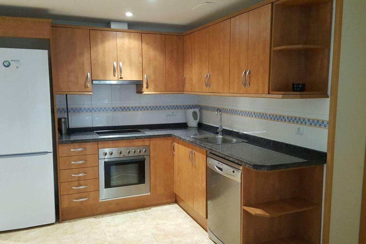 דירות Fabuloso Apartamento Familiar Con Piscina En סאלו מראה חיצוני תמונה
