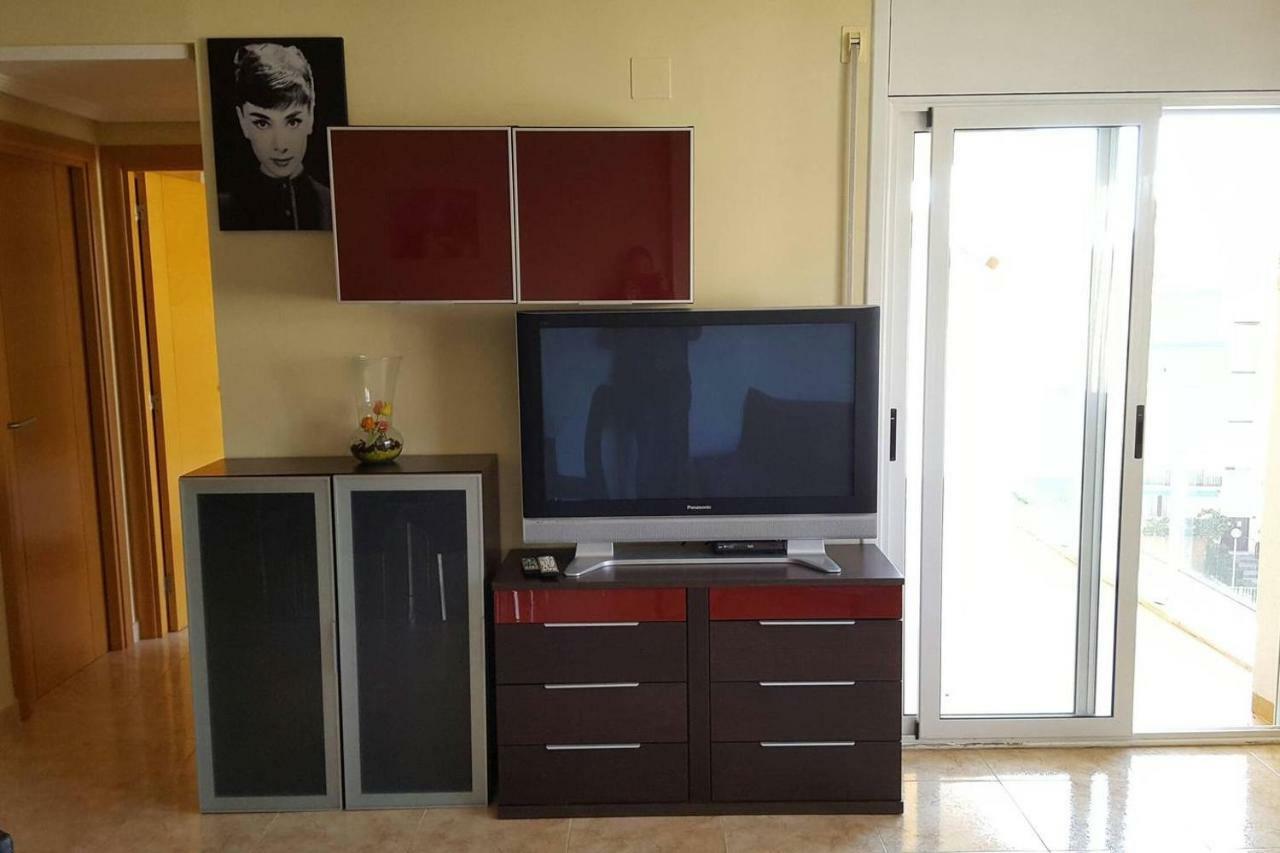 דירות Fabuloso Apartamento Familiar Con Piscina En סאלו מראה חיצוני תמונה