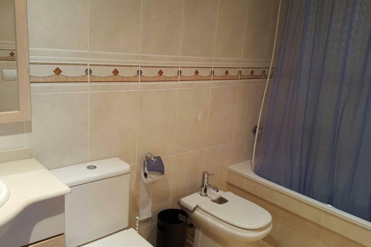 דירות Fabuloso Apartamento Familiar Con Piscina En סאלו מראה חיצוני תמונה