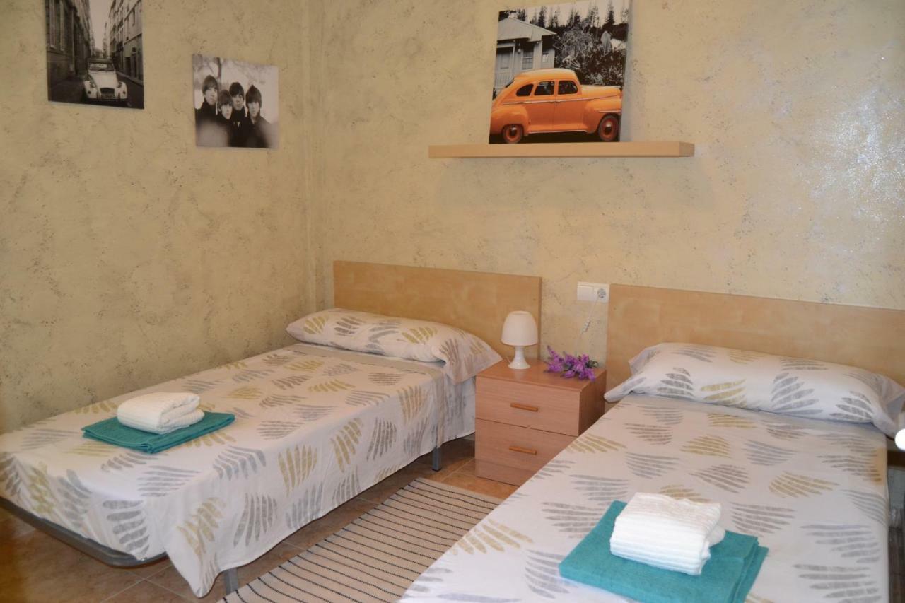 דירות Fabuloso Apartamento Familiar Con Piscina En סאלו מראה חיצוני תמונה
