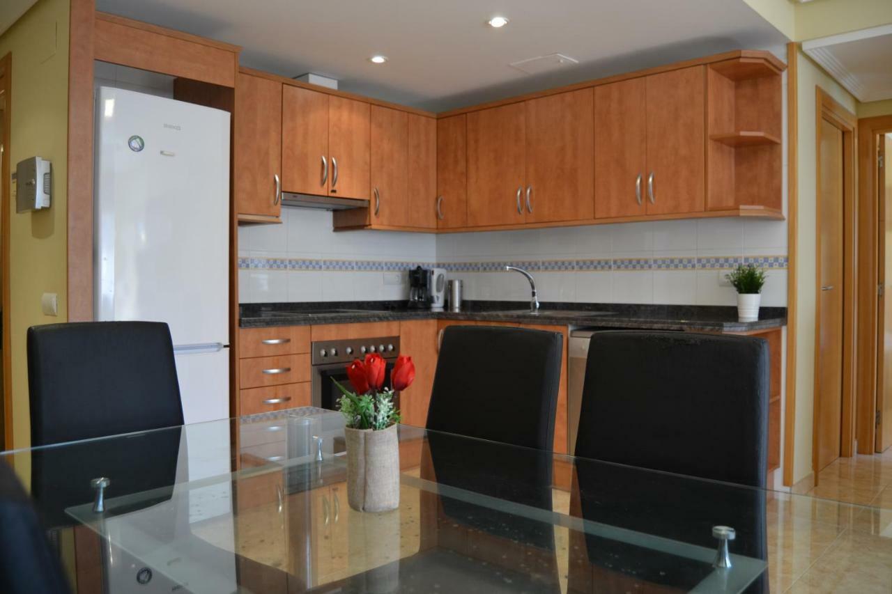 דירות Fabuloso Apartamento Familiar Con Piscina En סאלו מראה חיצוני תמונה