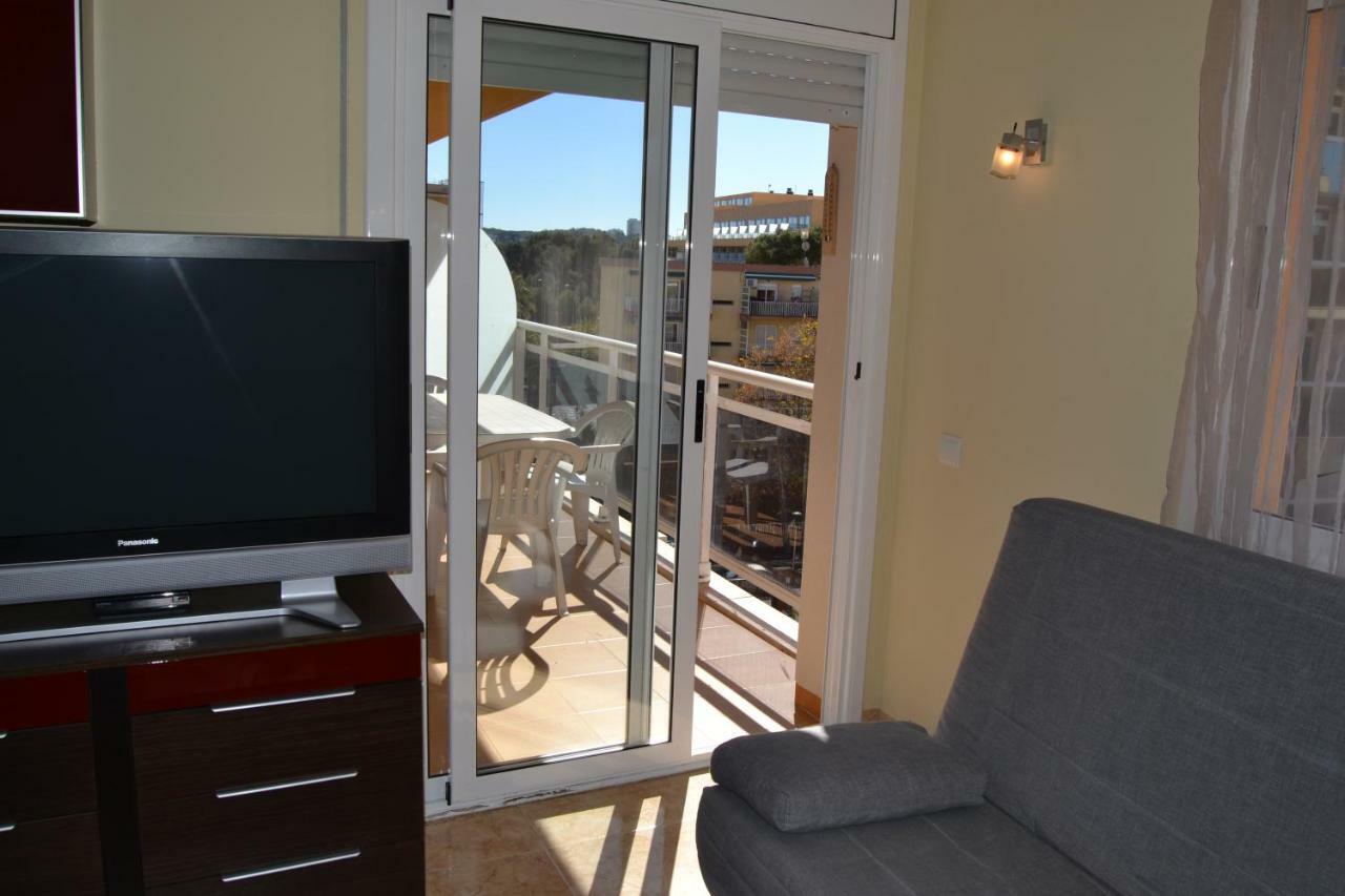 דירות Fabuloso Apartamento Familiar Con Piscina En סאלו מראה חיצוני תמונה