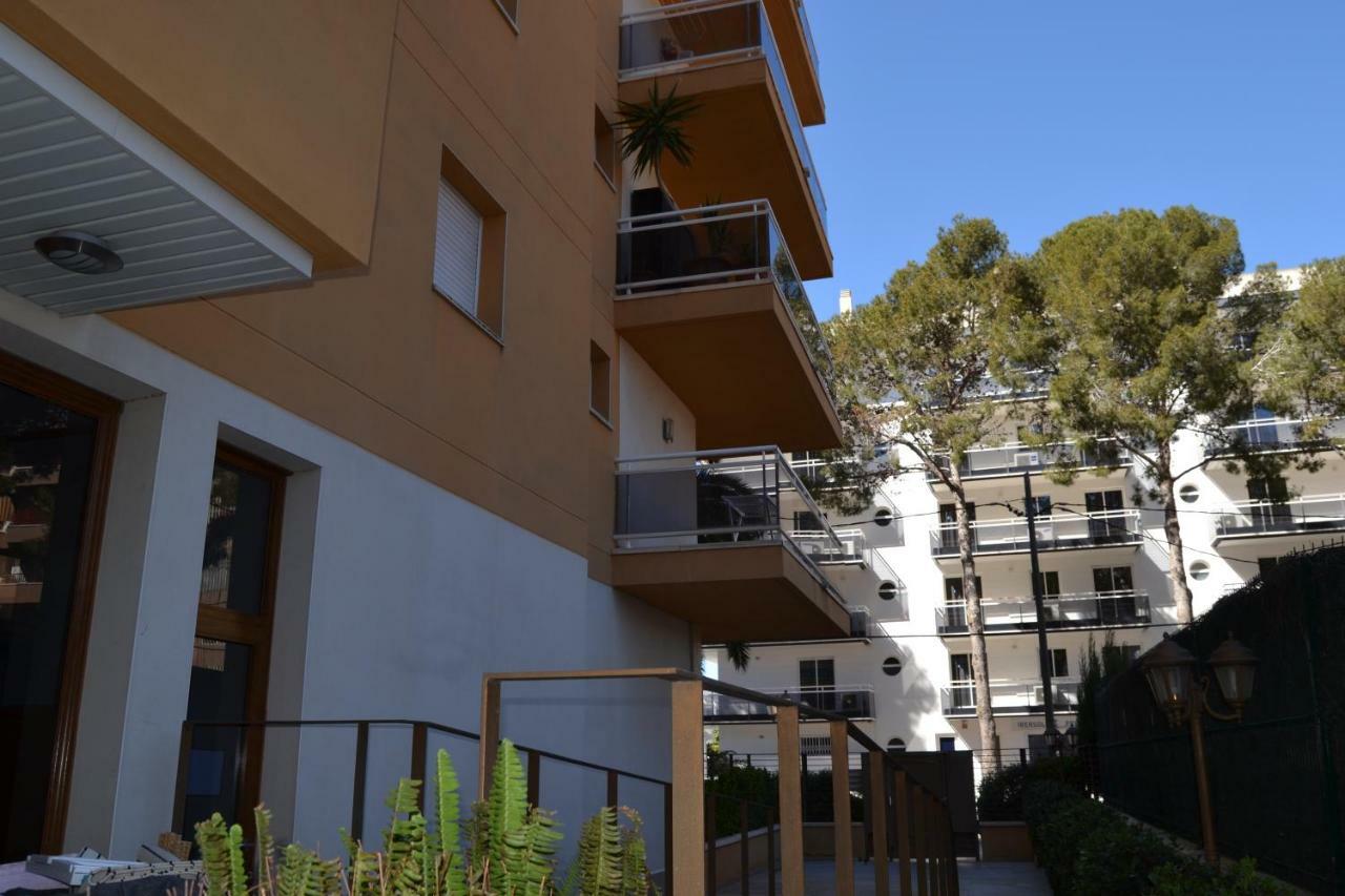 דירות Fabuloso Apartamento Familiar Con Piscina En סאלו מראה חיצוני תמונה